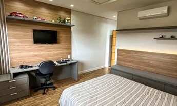 Imagem 4: Casa de condomínio para venda tem 580 metros quadrados com 4 quartos