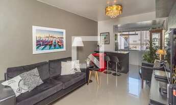 Imagem 2: Apartamento para Aluguel - Petrópolis, 2 Quartos, 78 m2