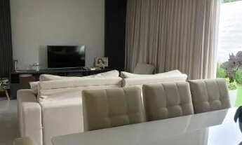 Imagem 7: Locação - Casa térrea em condomínio com 242m - móveis planejados, mobília - região Florais