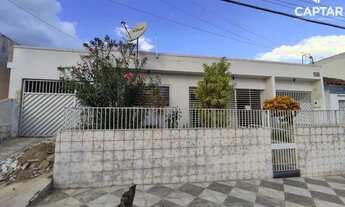 Imagem: Vendo casa 2 quartos, sala de estar/jantar