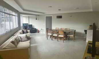 Imagem 7: Imóvel para venda possui 197 metros quadrados com 4 quartos em Batel - Curitiba - PR