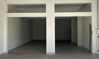 Imagem: Aluga-se Lojao 120M2 com subsolo 80m2 e