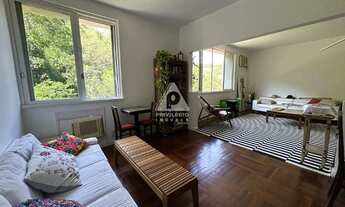 Imagem 5: 2 quartos (1 suíte) com Dce em rua Nobre e arborizada