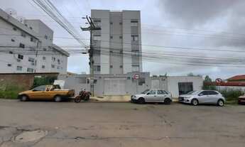 Imagem 2: Praticidade Total: Apartamento 2/4 com Varanda ao lado do Hospital de Urgências