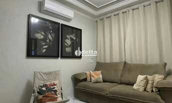 Imagem 7: Casa com 3 quartos sendo 1 suite disponível para venda no bairro Jardim Patrícia em Uberlâ