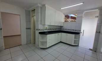 Imagem 6: Casa localizada a apenas 50 metros da Avenida Edilson Brasil Soares