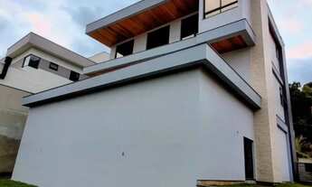 Imagem 3: Casa em Santo Amaro da Imperatriz 1 Suíte 2 Quartos e 1 Escritório Rua Pavimentada!