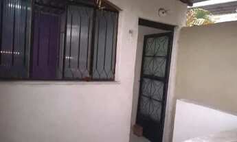 Imagem: Casa independente perto da estação de