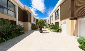 Imagem: Sobrado em condomínio à venda no Mercês