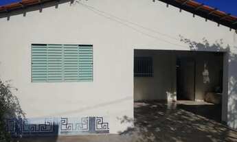 Imagem 2: Casa com Barracão a venda; Área de 295,00m²; Ótimo preço e localização; Jd. Nova Esperança