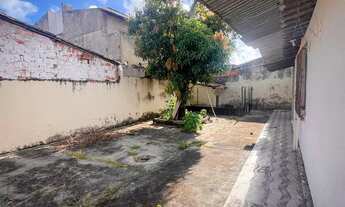 Imagem 5: Casa de esquina com amplo terreno à Venda na Barra dos Coqueiros