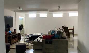 Imagem 2: Lindo apartamento, com área gourmet frente mar. Sala ampla, obra recente? melhor ponto