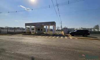 Imagem: Casa com 2 quartos sendo uma suite, condominio