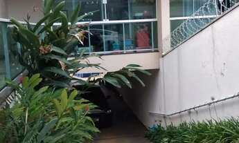 Imagem 5: Sobrado à venda no Parque Monte Alegre com 3 suítes e 5 vagas em Taboão da Serra