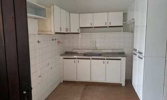 Imagem 5: Casa para venda tem 200 metros quadrados com 3 quartos