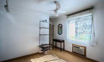 Imagem 5: Porto Alegre - Apartamento Padrão - Azenha