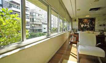 Imagem 6: Apartamento com vista livre em andar alto