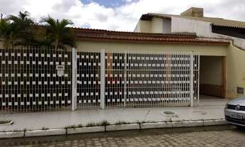 Imagem 2: Casa em condomínio fechado. 5 quartos (3 suítes