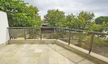 Imagem 2: Cobertura com vista para a Pedra da Gávea