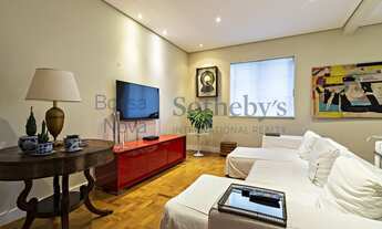 Imagem 2: Apartamento reformado em prédio vintage