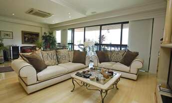 Imagem: Construção de alto padrão do lado de