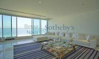 Imagem 4: Cobertura frontal mar com vista do Arpoador ao Leblon