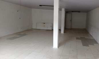 Imagem 6: Salas comerciais no canto da fabril