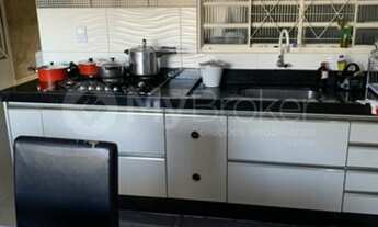 Imagem 5: Excelente sobrado no setor sudoeste sendo 3 quartos e uma suíte