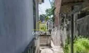 Imagem 2: Casa para venda possui 153 metros quadrados com 2 quartos em Irajá - Rio de Janeiro - RJ