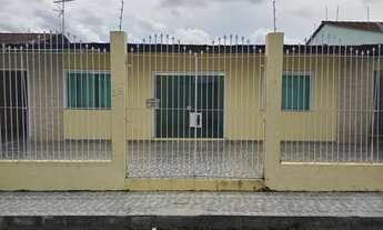 Imagem 2: Casa para aluguel possui 140 metros quadrados com 3 quartos em Aleixo - Manaus - AM