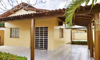 Imagem: Casa para venda com 3 quartos em Marambaia