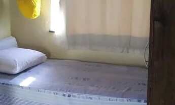 Imagem: Alugo pequeno kit net ( quarto) no Aquiraz
