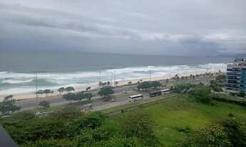 Imagem 5: Apartamento para aluguel e venda possui 54 metros quadrados com 1 quarto