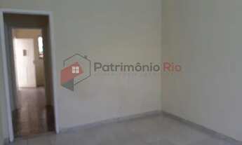 Imagem: Ótima casa linear, ampla sala, 2 quartos