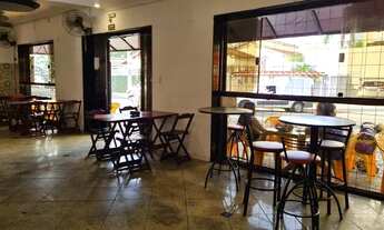 Imagem 6: Bar montado com ótima clientela