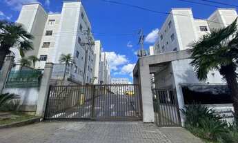 Imagem 2: Apartamento mobiliado com 2 dormitórios, cozinha, sala de estar/jantar, banheiro social, á