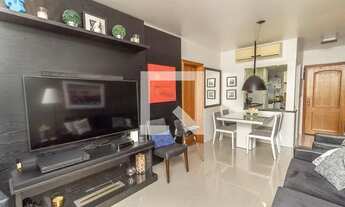 Imagem 3: Apartamento para Aluguel - Petrópolis, 2 Quartos, 78 m2