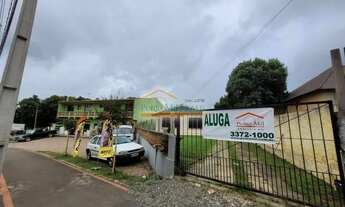 Imagem 2: CASA com 3 dormitórios para alugar com 150m² por R$ 2.000,00 no bairro Santa Felicidade