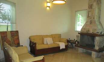 Imagem 2: Casa de alto padão em condomínio , a 800m da praia, para venda, 300m2 com 4 suítes