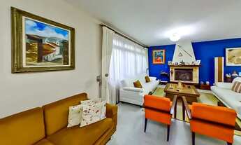 Imagem 2: Casa com 4 Quartos e 4 banheiros à Venda, 243 m² por R$ 2.400.000 Alto da Boa Vista