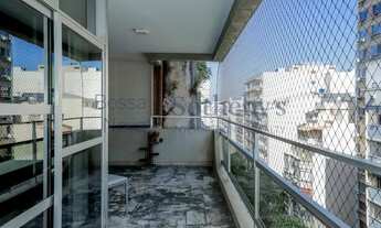 Imagem 6: Apartamento em andar alto com varanda espaçosa