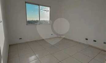 Imagem 7: Imóvel para venda possui 54 metros quadrados com 2 quartos em Capão Raso - Curitiba - PR