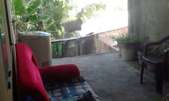 Imagem 2: Casa com garagem