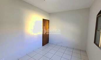 Imagem 15: Casa Residencial disponível para venda no bairro Santa Mônica em Uberlândia-MG