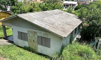 Imagem 2: Casa (Alvenaria), com 3 quartos e 1 banheiros à Venda, 81 m² em Criciúma/SC