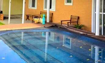 Imagem 2: Casa com 4 dormitórios, sendo 1 suíte, ao lado da Lomba do Sabão