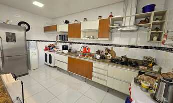 Imagem 7: Casa em Condomínio para Venda em Manaus, Tarumã, 3 dormitórios, 3 suítes, 4 banheiros, 4 v