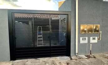 Imagem: Aluga-se Casa com Salão Comercial Bairro