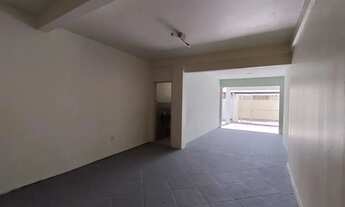 Imagem 5: Casa com 1 dormitório e mezanino no Rio Tavares