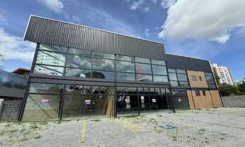 Imagem: Prédio Comercial com 749m2, esquina na